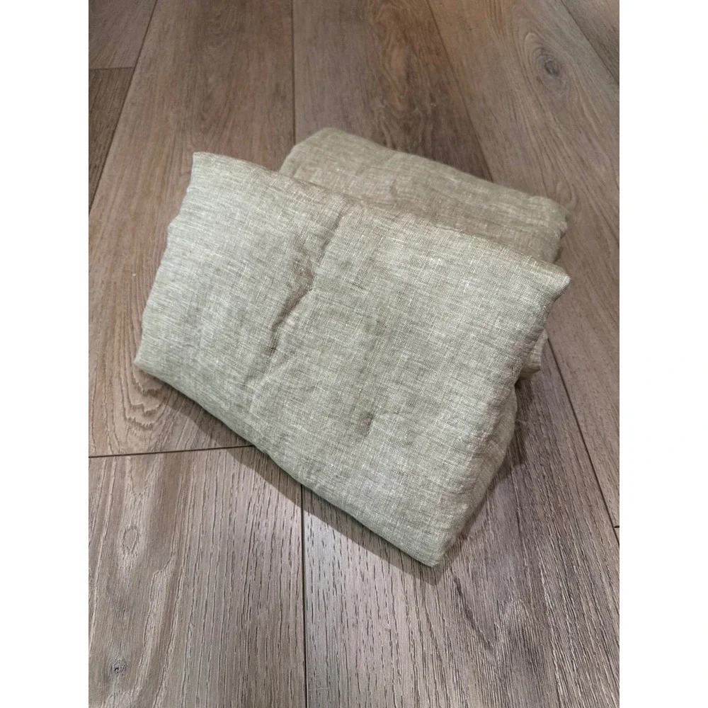 Pottery Barn Belgian Linen Tufted Quilt Shams Standard Aloe Green Set of 2